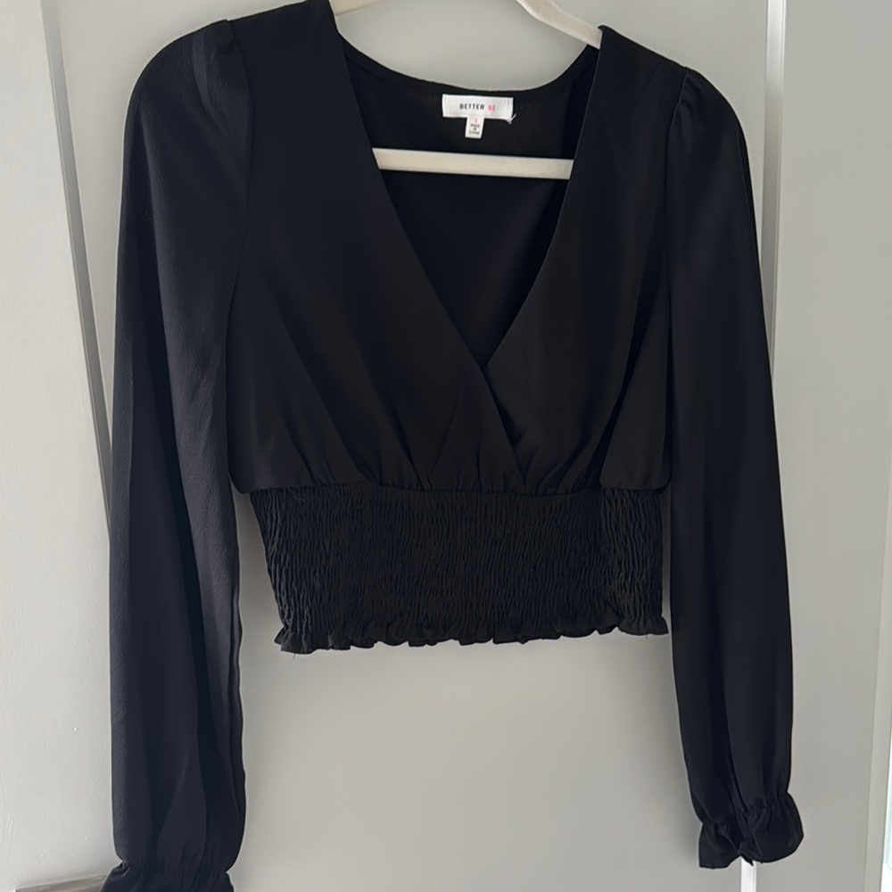 Cropped Black Long Sleeve Top